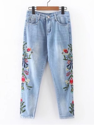 Flower Embroidery Rolled Hem Jeans