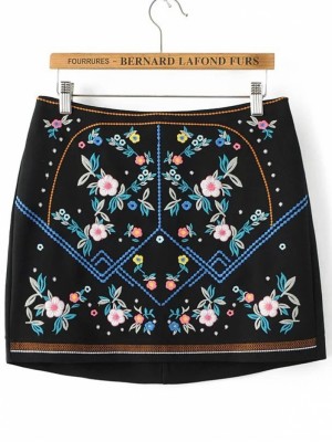 Black Embroidered Skirt With Zipper